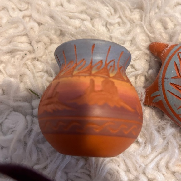 MESA VERDE Pottery Native American NAVAJO Mini Vase turtle Signed - Picture 4 of 16